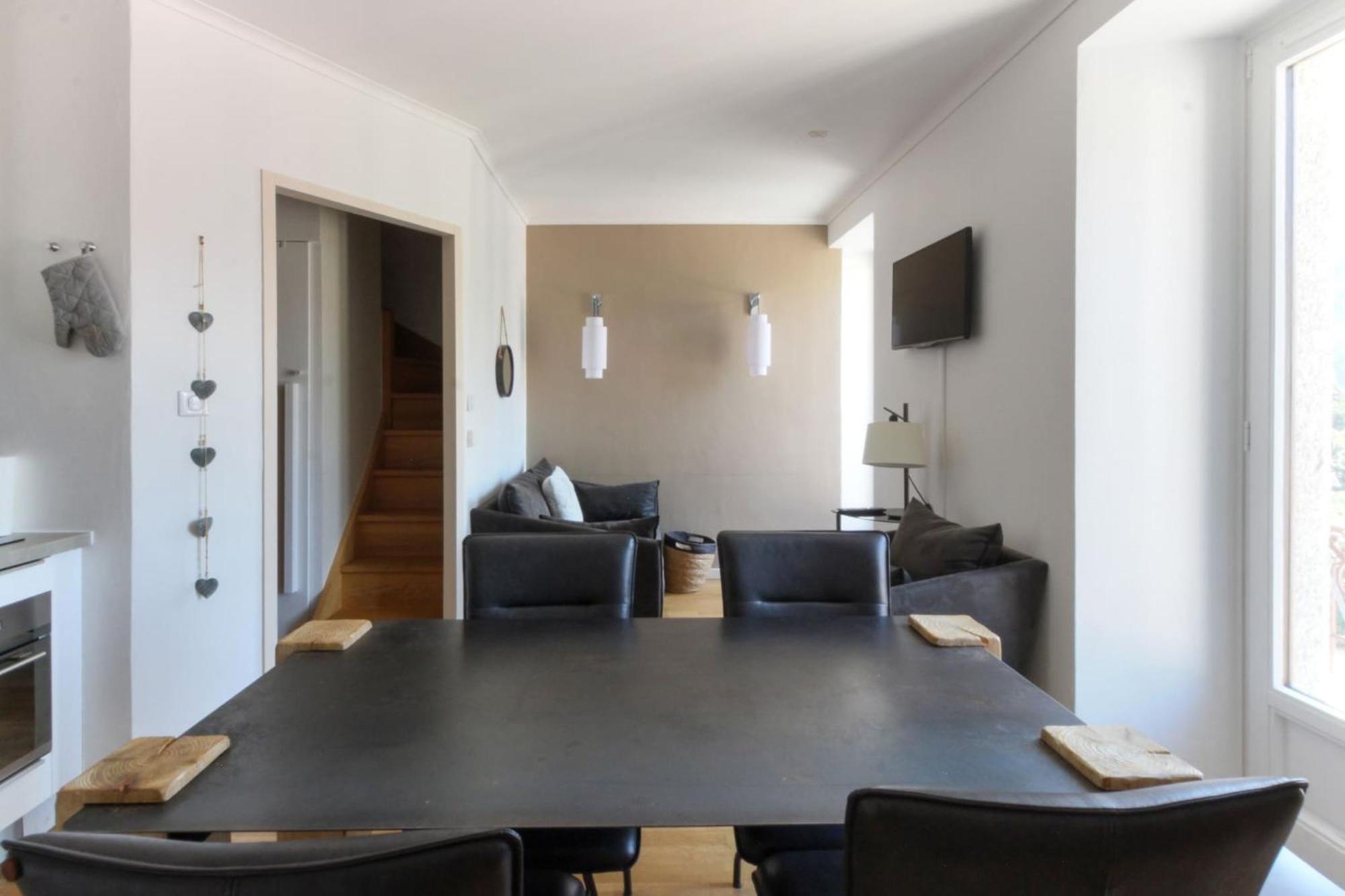 Nook 42 - The Loft - Central 2Br W/ Balcony Views Chamonix Bagian luar foto