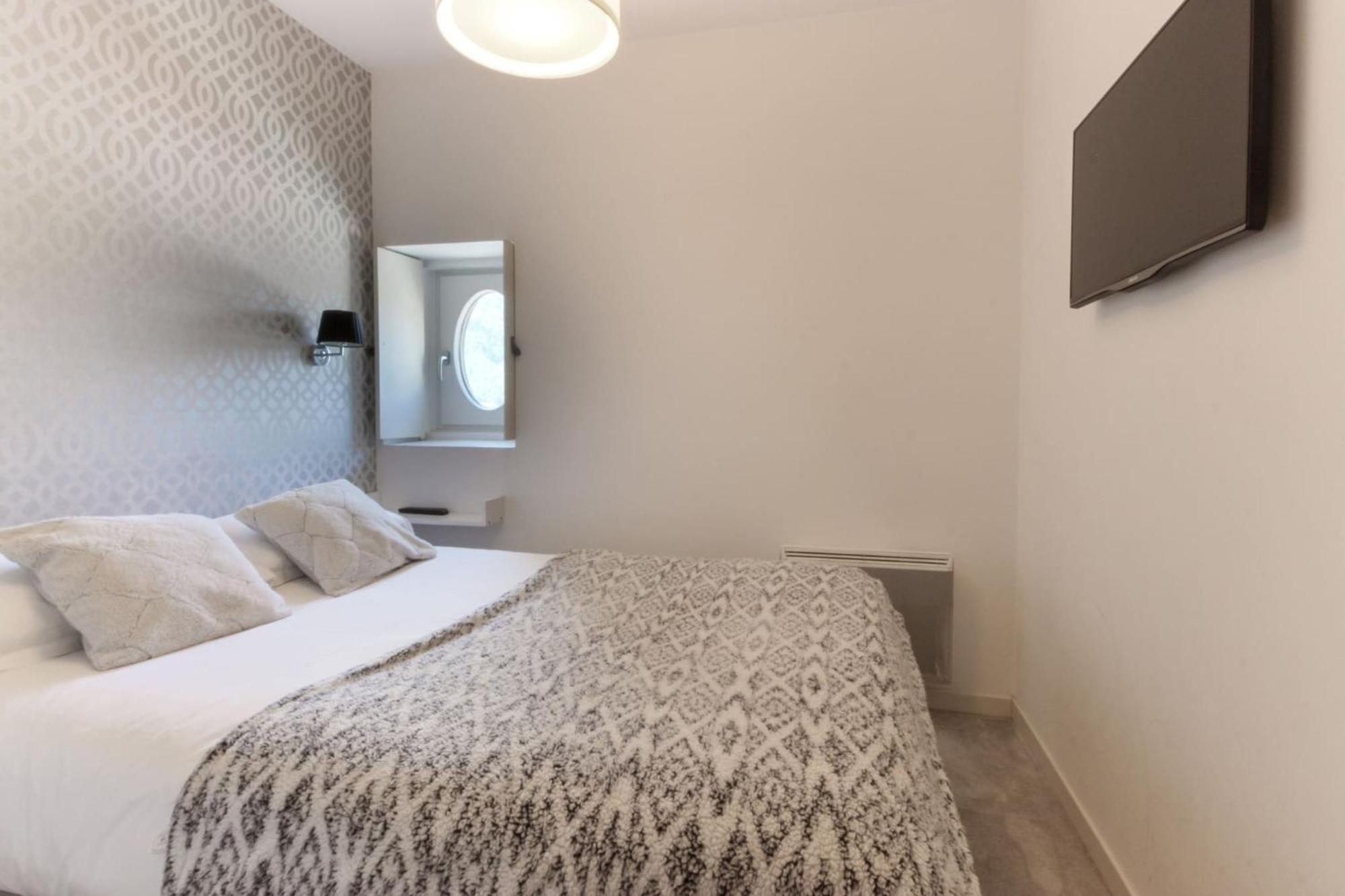 Nook 42 - The Loft - Central 2Br W/ Balcony Views Chamonix Bagian luar foto